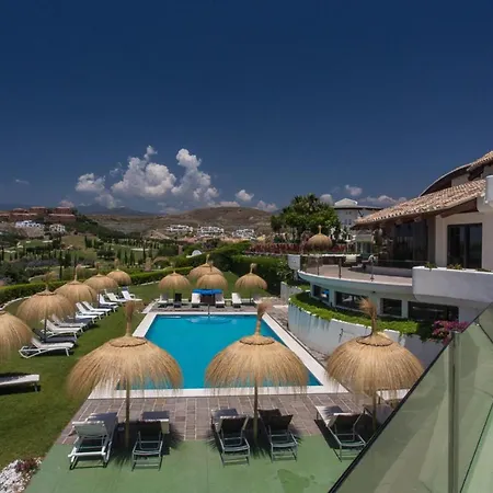 Villa 10 Bedrooms New Golden Mile, Marbella *