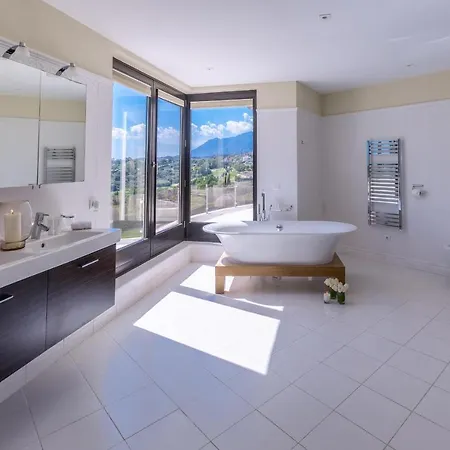 10 Bedrooms New Golden Mile, Marbella * Estepona