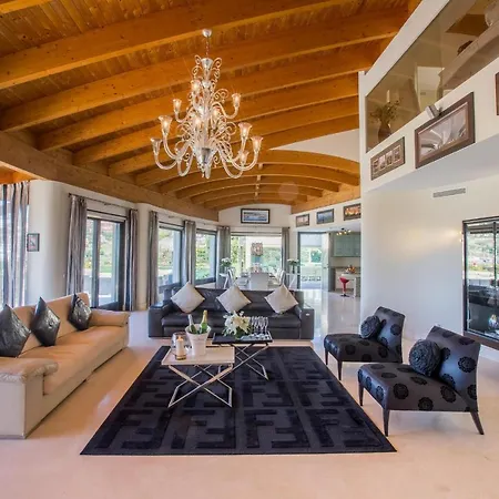 10 Bedrooms New Golden Mile, Marbella Estepona